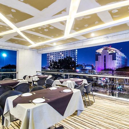 FabHotel Prime Avenue Indore Esterno foto