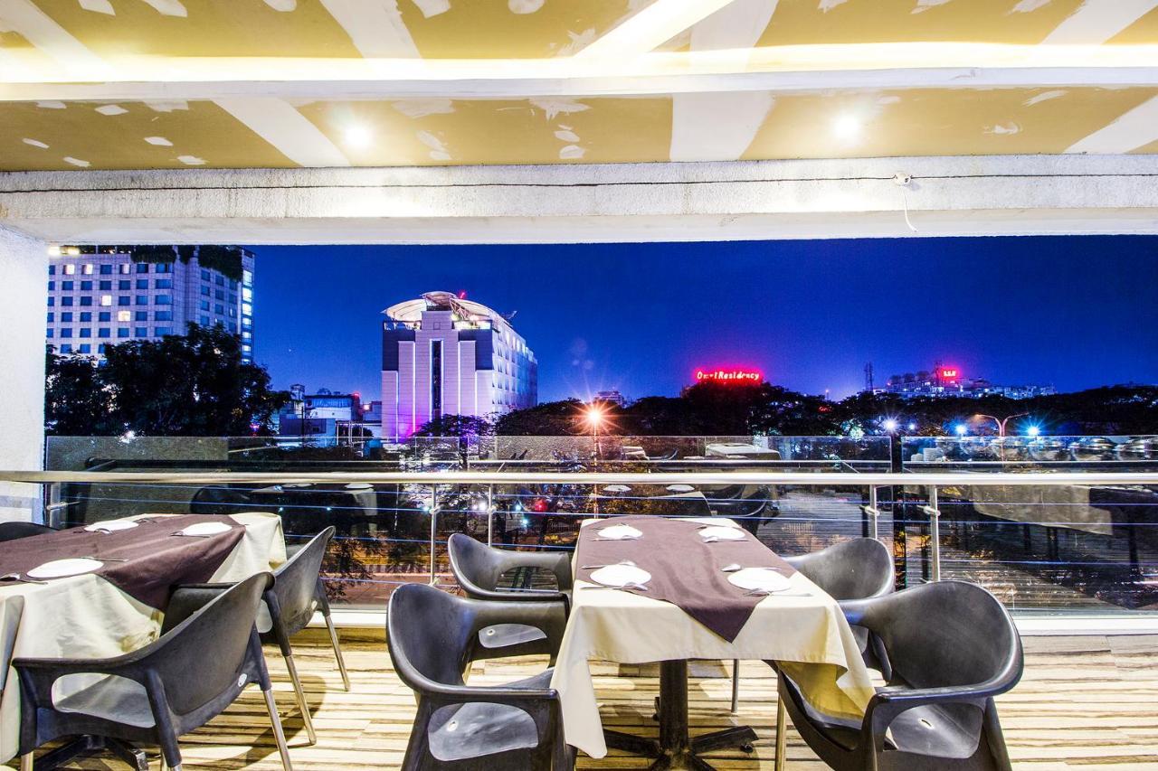 FabHotel Prime Avenue Indore Esterno foto