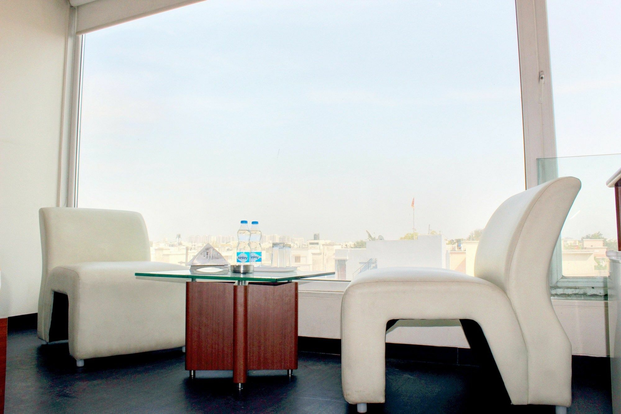 FabHotel Prime Avenue Indore Esterno foto