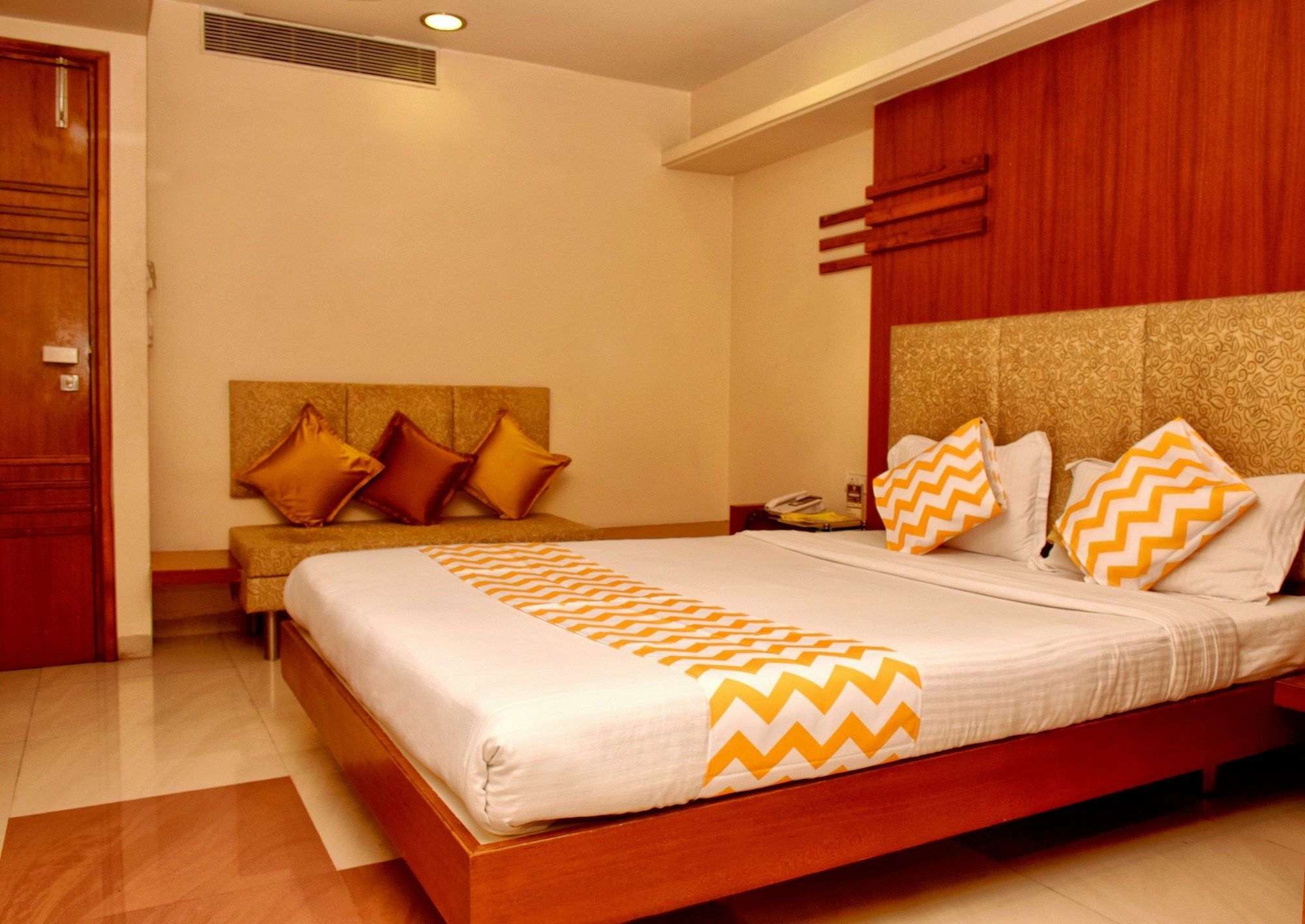 FabHotel Prime Avenue Indore Esterno foto